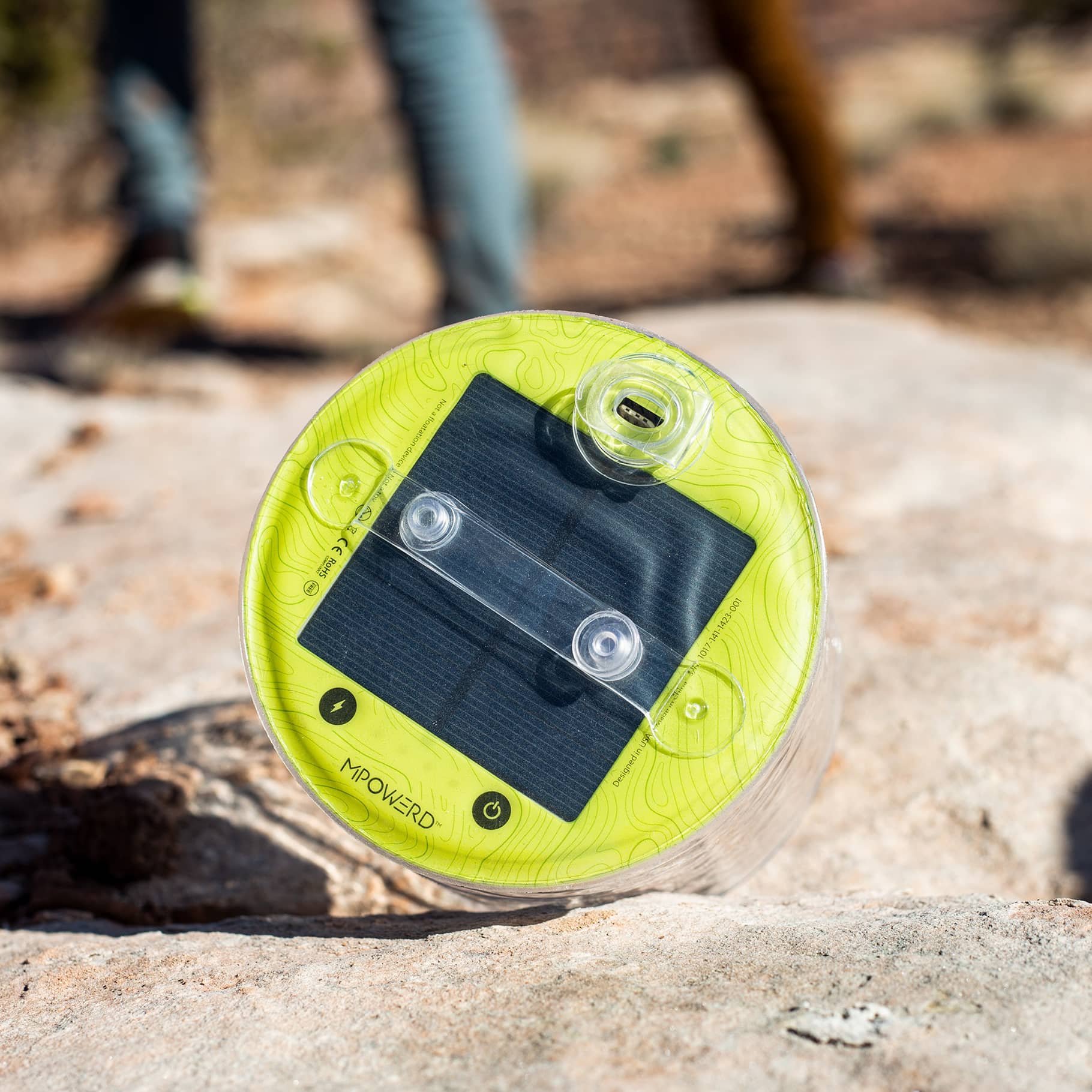 Luci Outdoor 2.0 Pro Solar & USB Charging