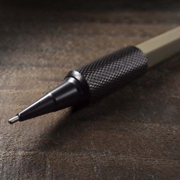 Clicker Pencil Yellow Dark Lead