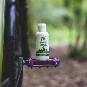 Pits and Bits Apple Shampoo 100ml UK